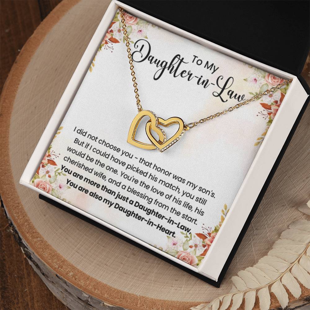 To My Beautiful Daughter In Law - Interlocking Hearts Necklace - Gift for Bonus Daughter - Personalize Memories