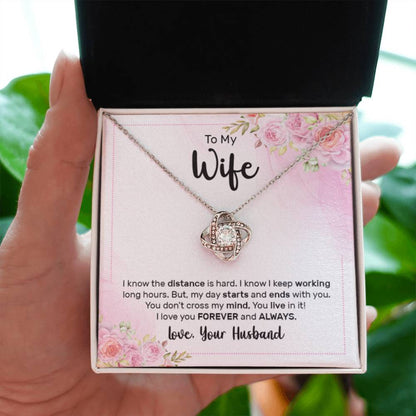 To My Wife Necklace - Romantic Gift for Special Moments & Valentine’s Day - Love Knot Necklace - Personalize Memories