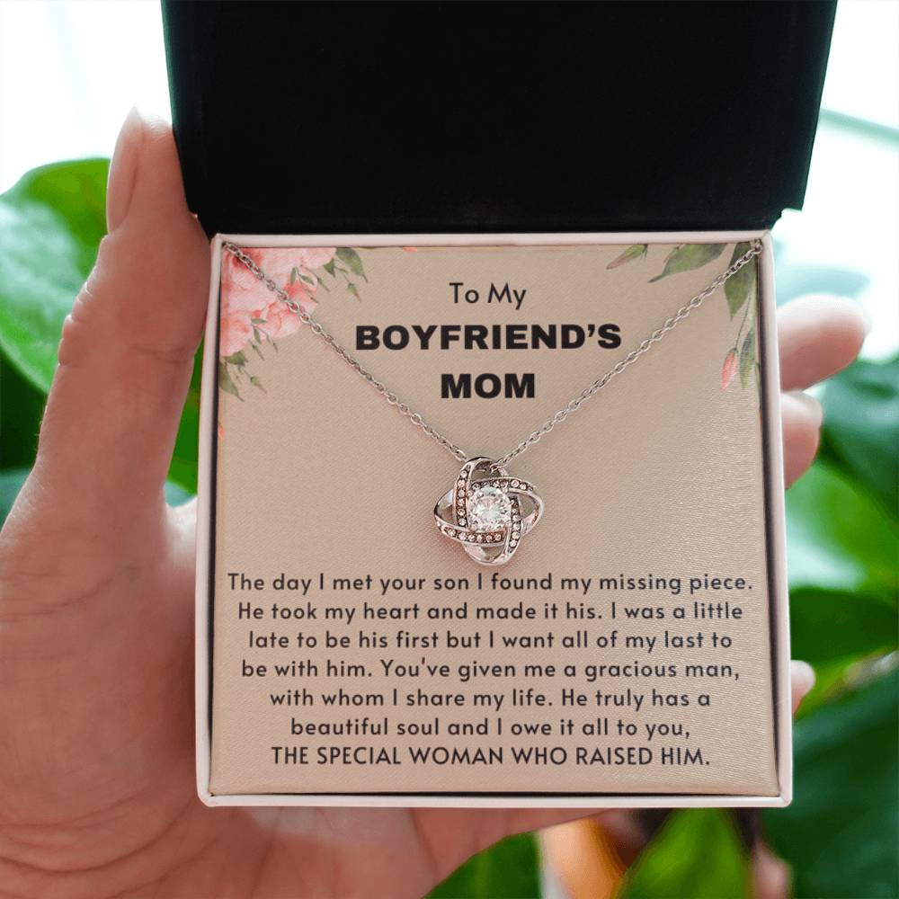 To My Boyfriend's Mom - The day I met your son I found my missing piece - Love Knot Necklace - Personalize Memories