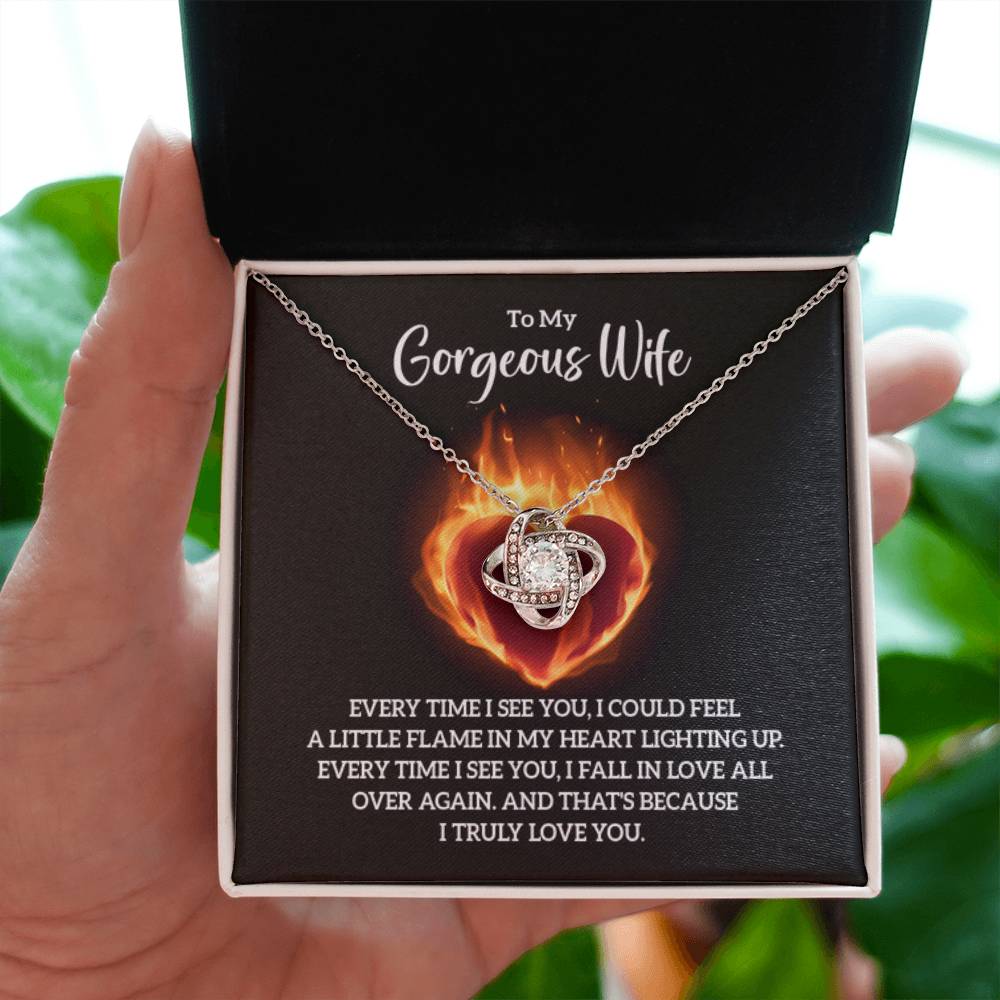 To My Gorgeous Wife Necklace - Romantic Gift For Wives - Perfect For Anniversaries, Birthdays Or Special Occasions - Gifts For Her - Love Knot Necklace - Personalize Memories