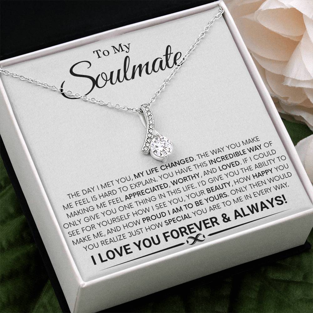 To My Soulmate - The Day I Met You - Alluring Beauty Necklace Gift for Her - Personalize Memories